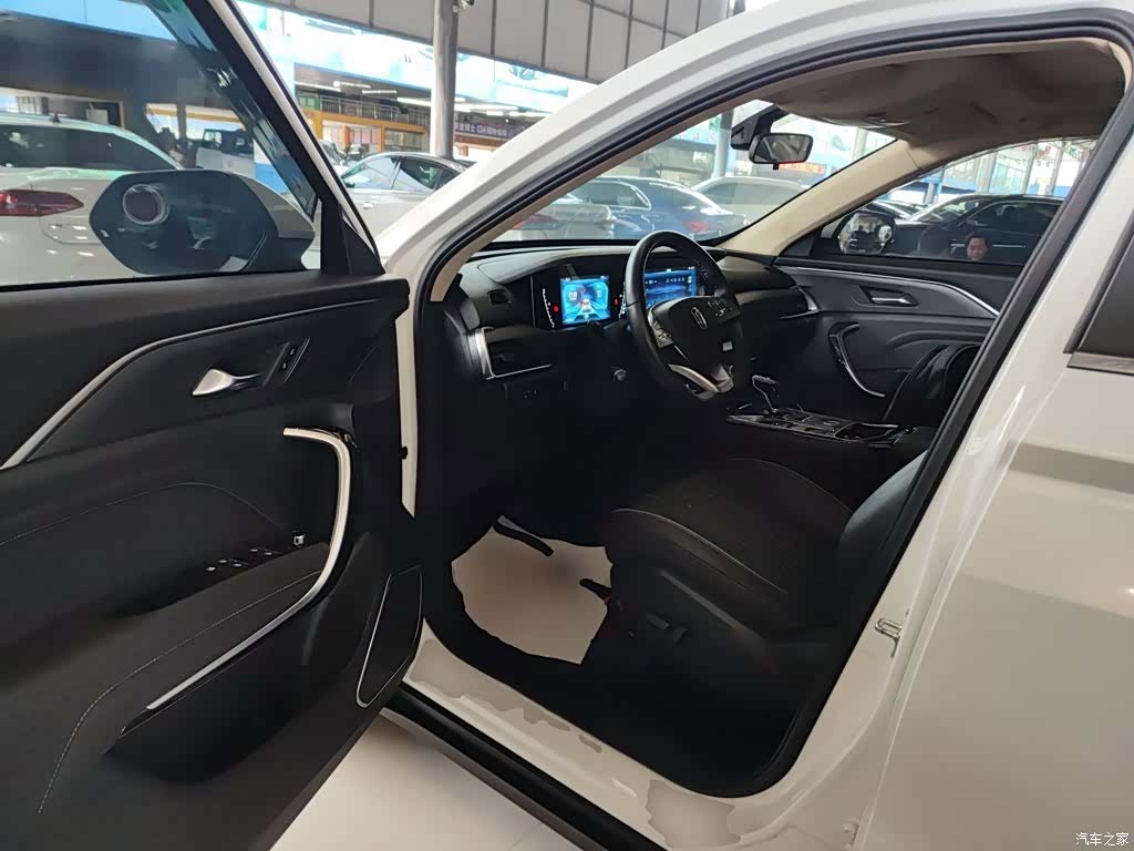Bestune T77, 2021 12