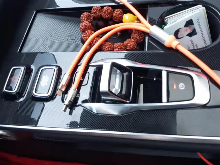 Trumpchi Shadow cool