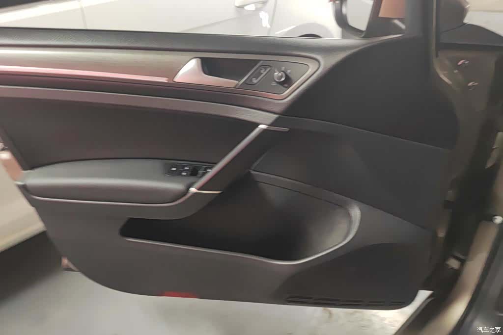 Volkswagen Golf, 2016 7