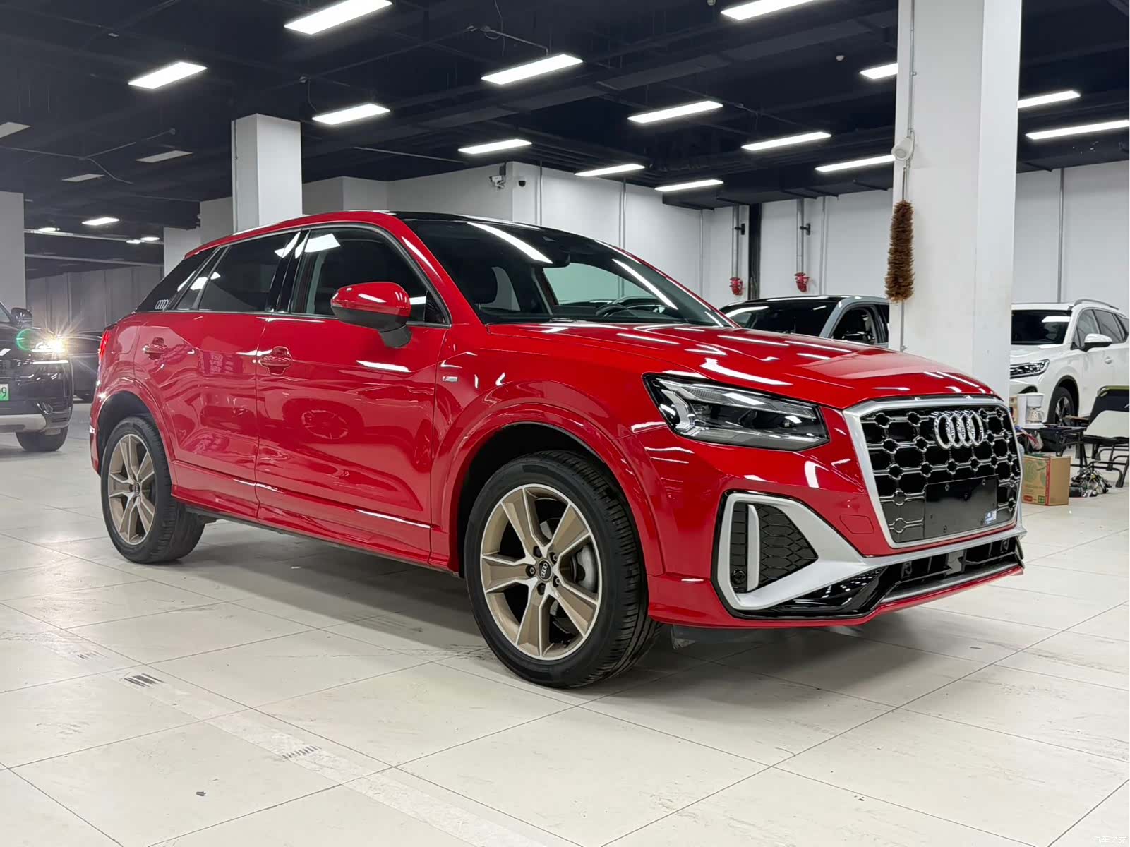 Audi Q2L, 2022 4