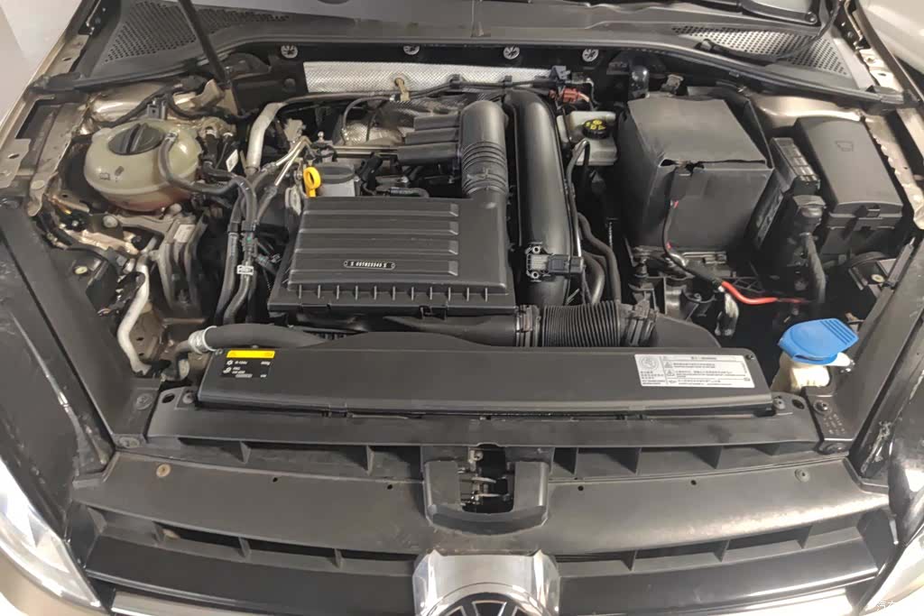 Volkswagen Golf, 2016 10