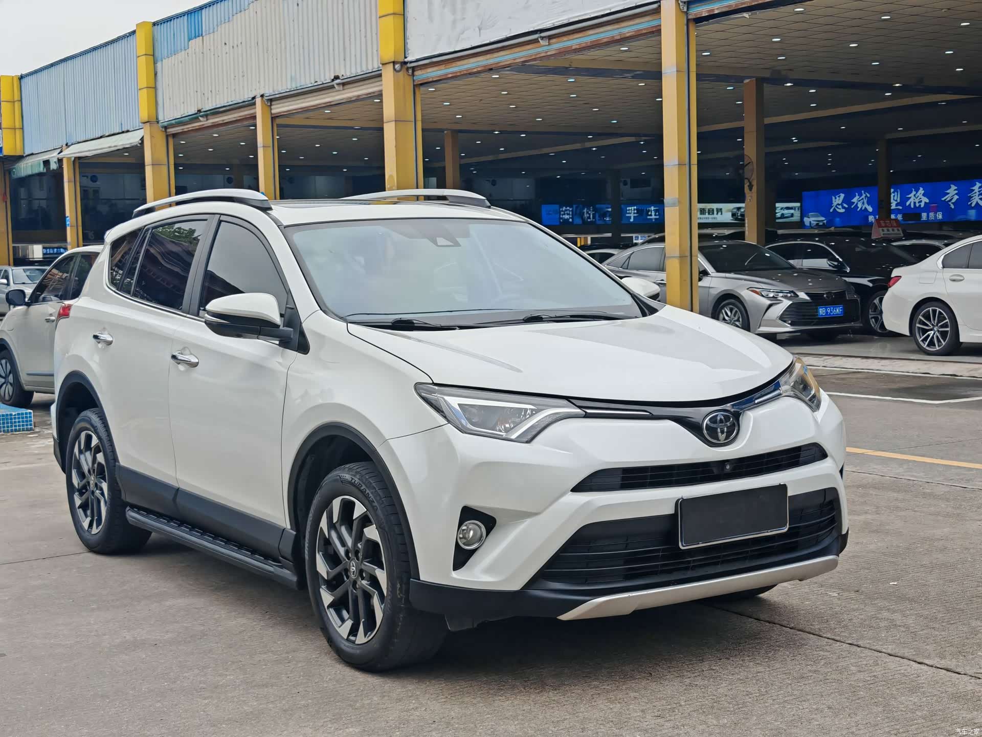Toyota RAV4, 2016 3