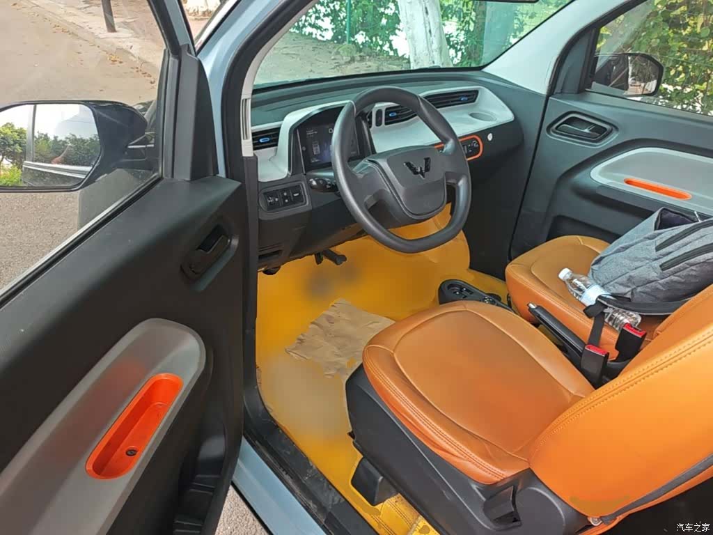 Wuling MINIEV, 2020 12
