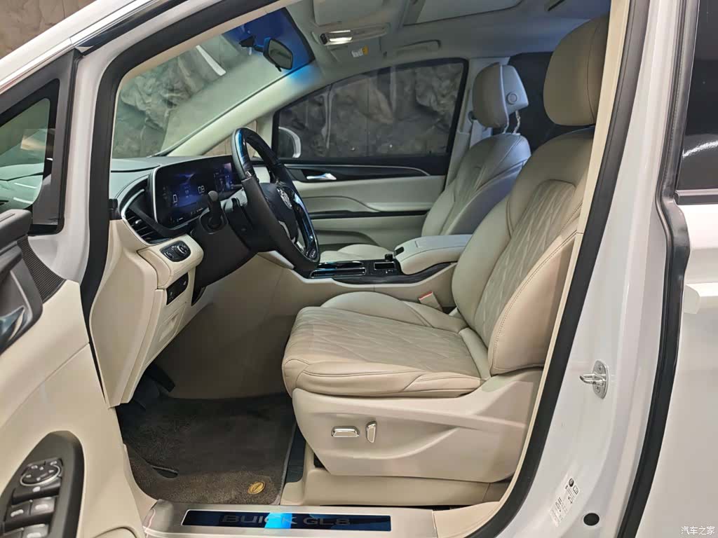 Buick GL8, 2024 8