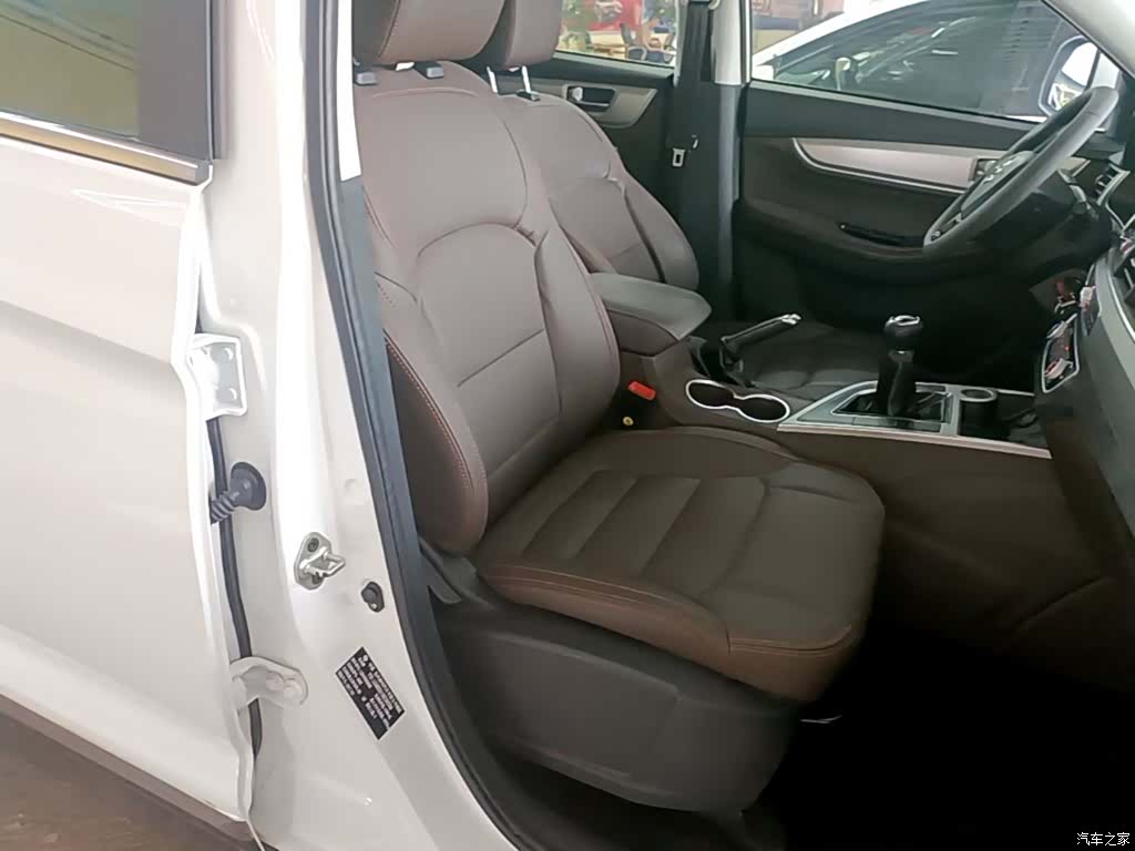DongFeng X5, 2017 25