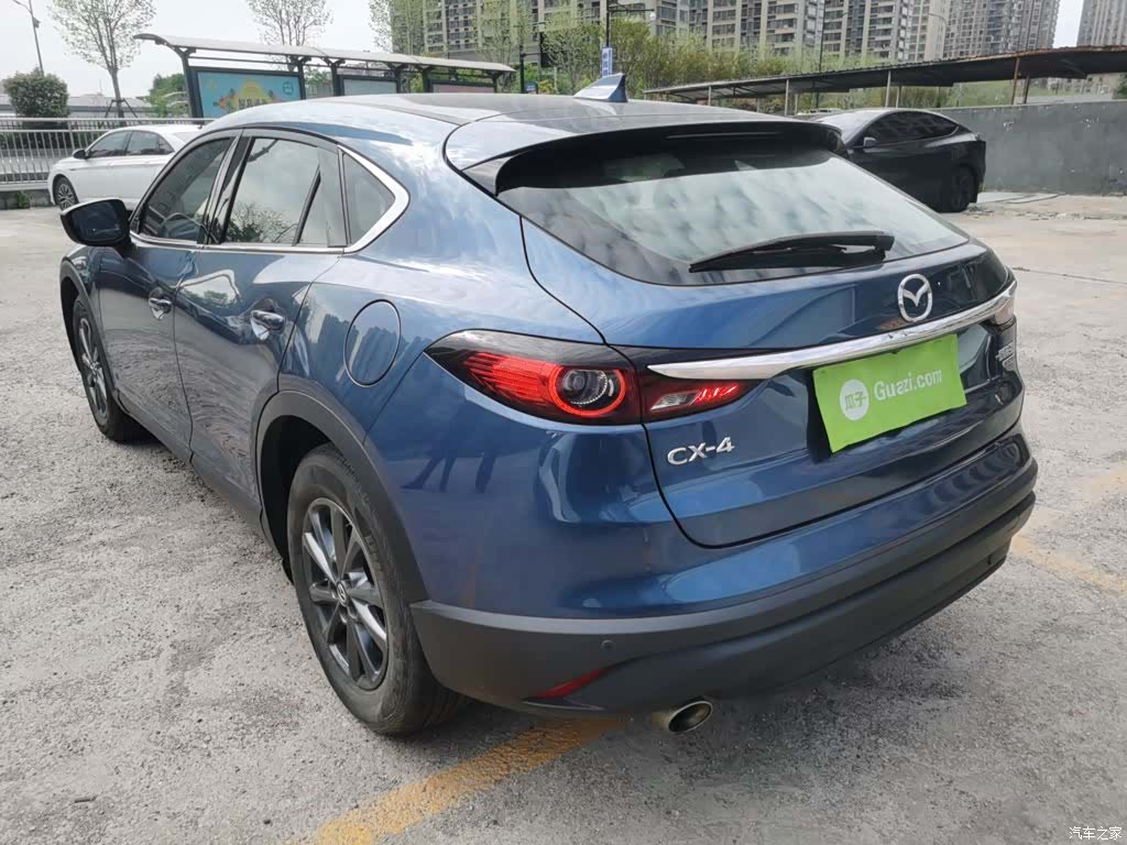 Mazda CX-4, 2021 23
