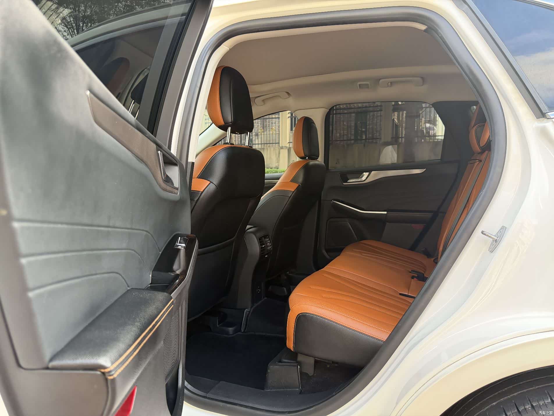 Ford Escape, 2022 9