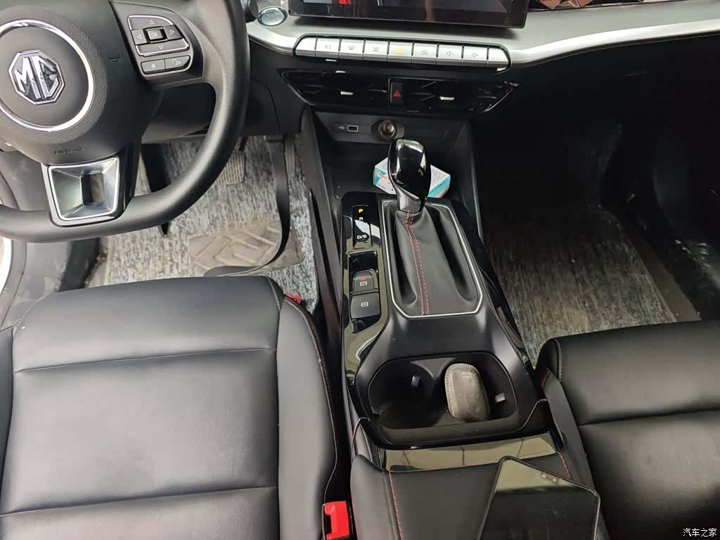 MG MG5, 2022 10