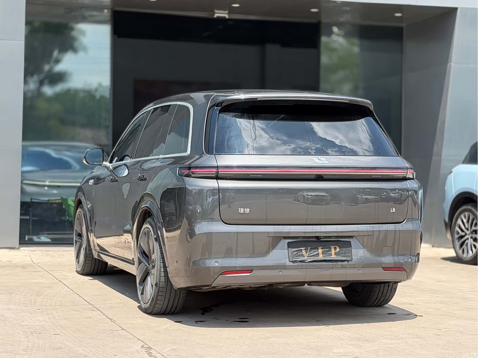Li Auto L8, 2023 все фото