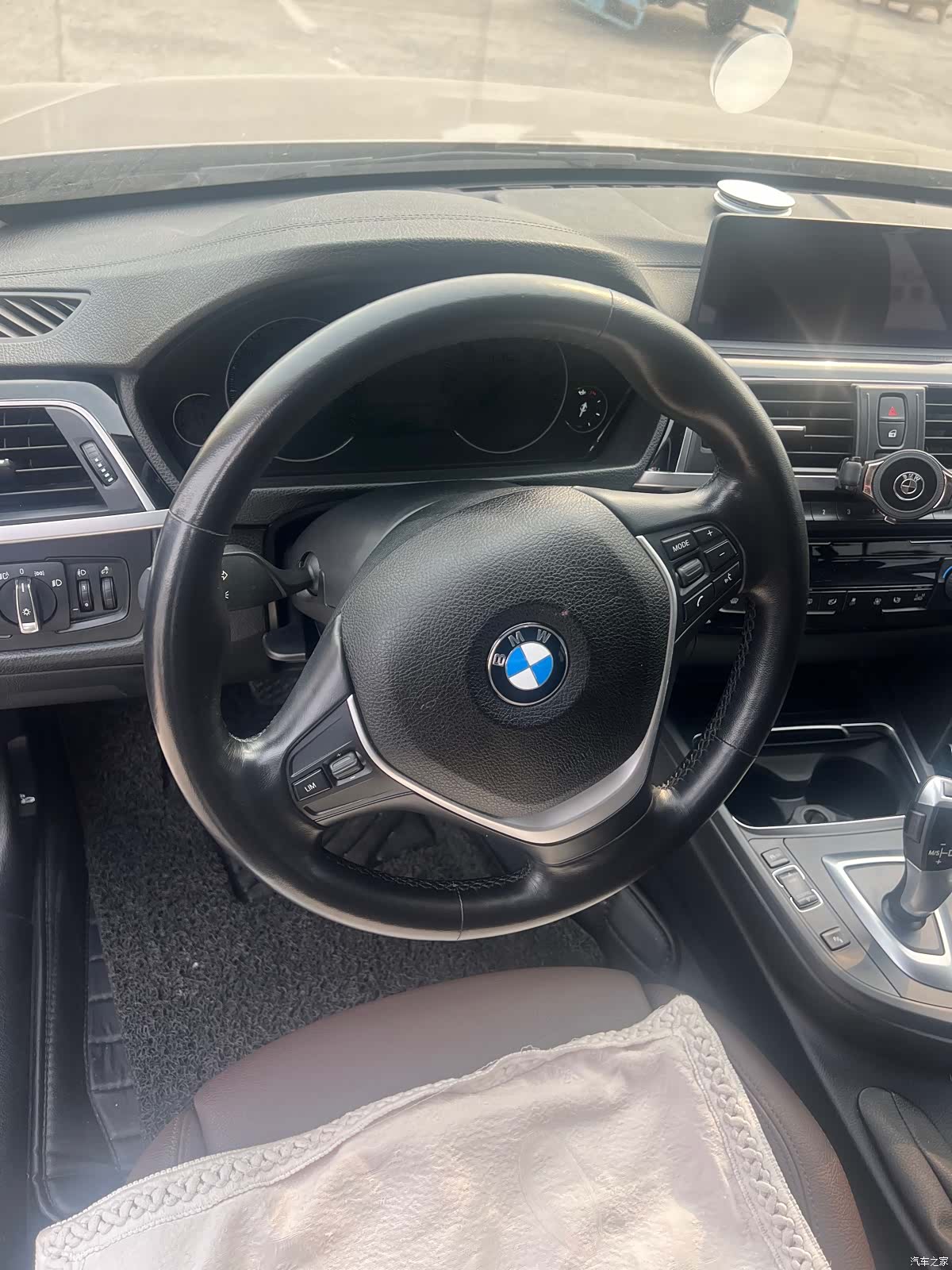 BMW 3 Series, 2019 все фото