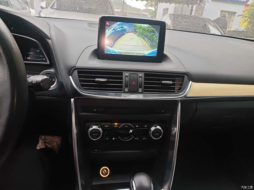 Mazda CX-4, 2016 9