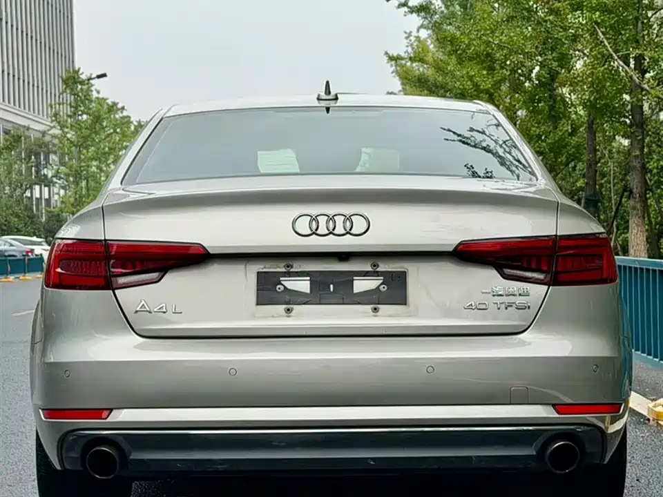 Audi A4L