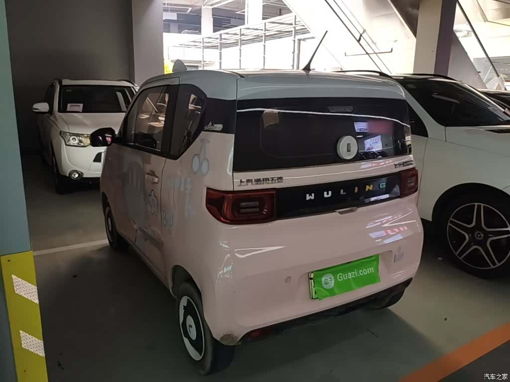 Wuling MINIEV, 2021 все фото