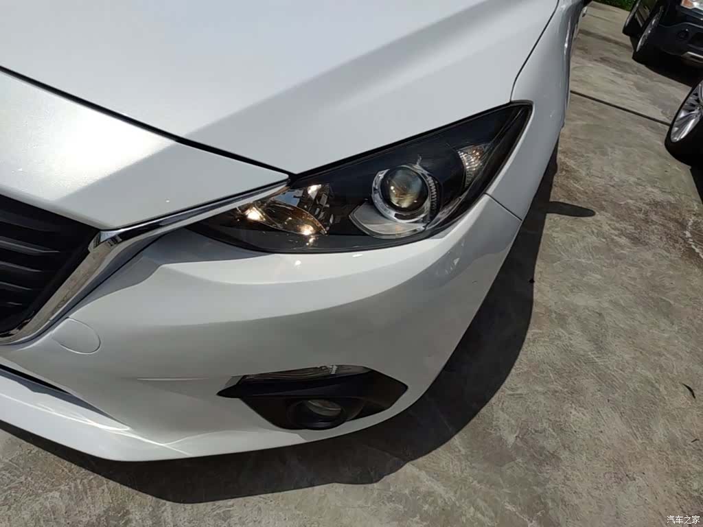 Mazda Mazda3, 2016 18