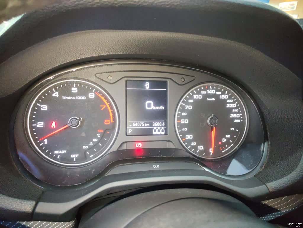Audi Q2L, 2018 12