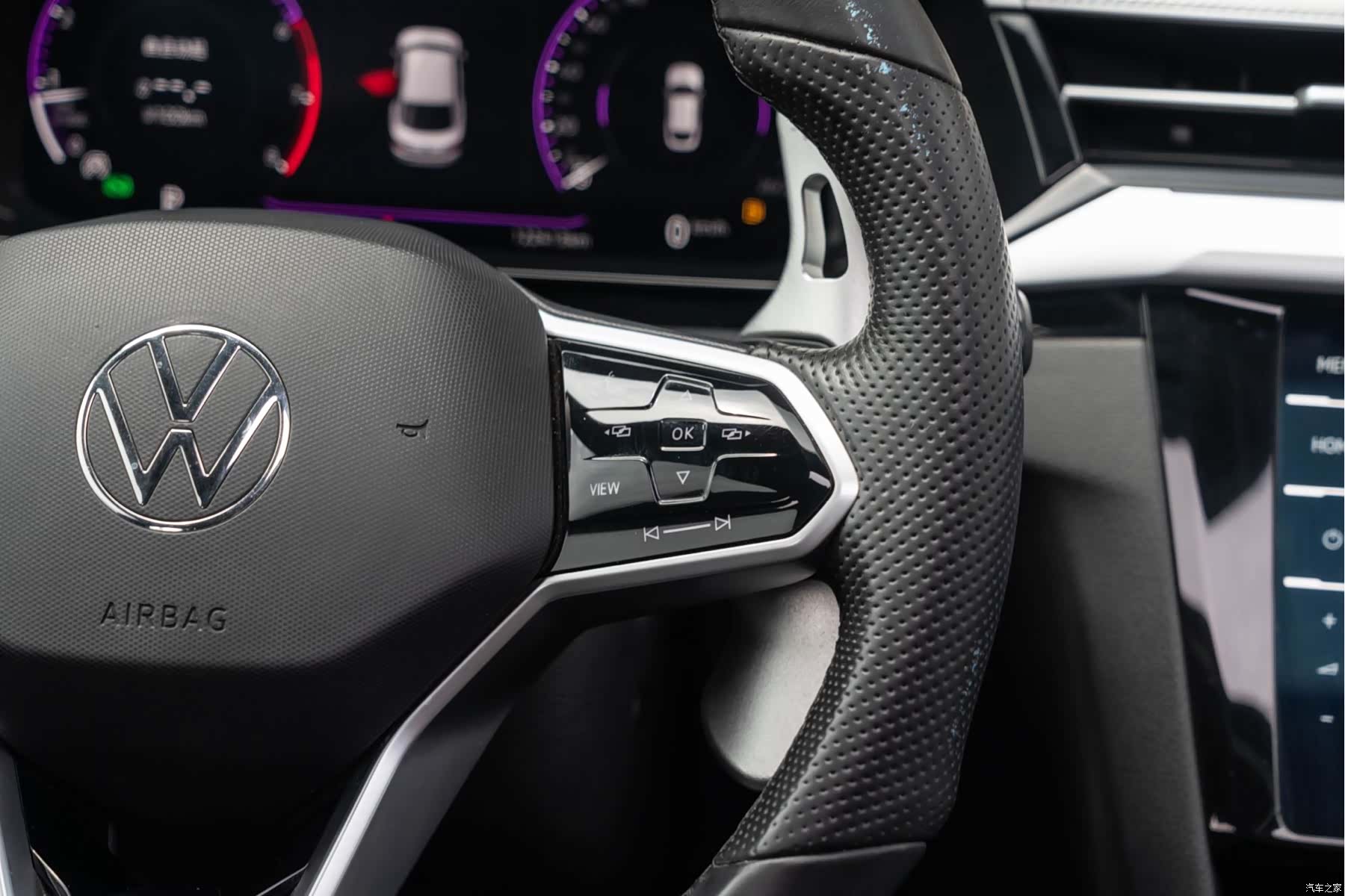 Volkswagen CC, 2022 22
