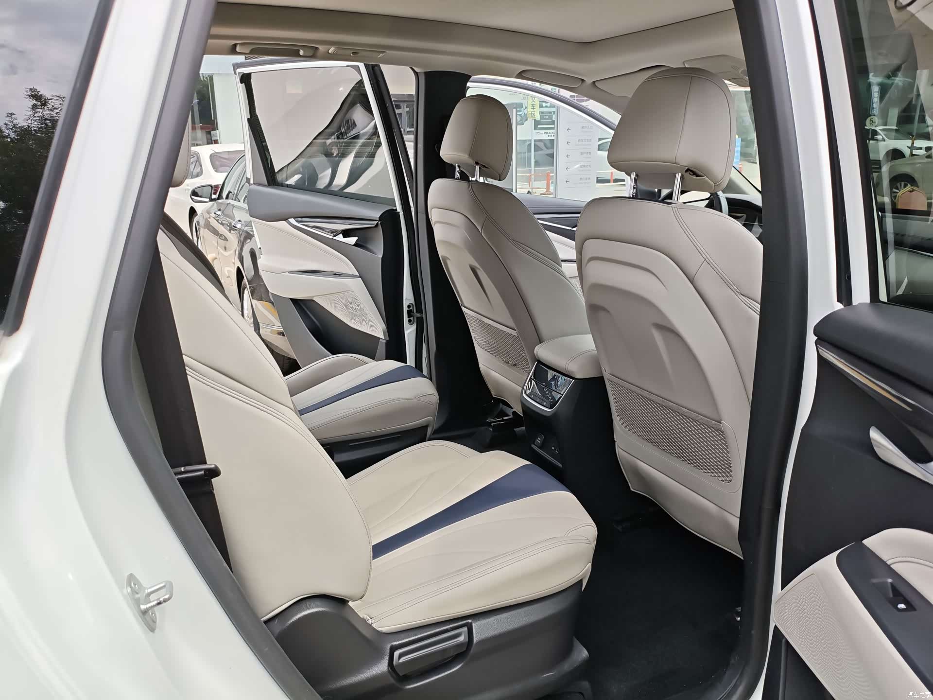 Maxus G50, 2021 12