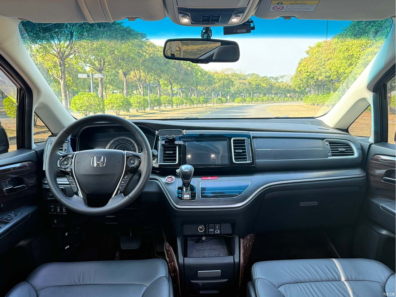 Honda Elysion, 2018 14
