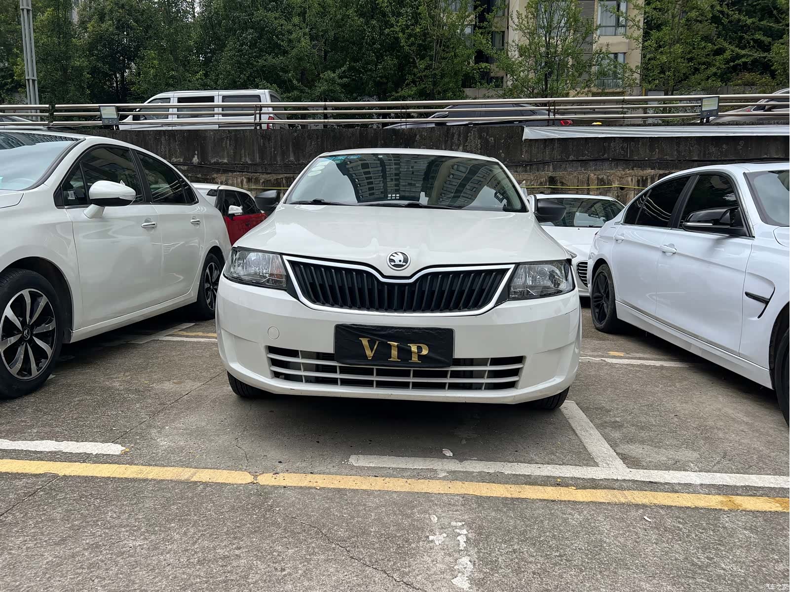 Skoda Rapid, 2014 1