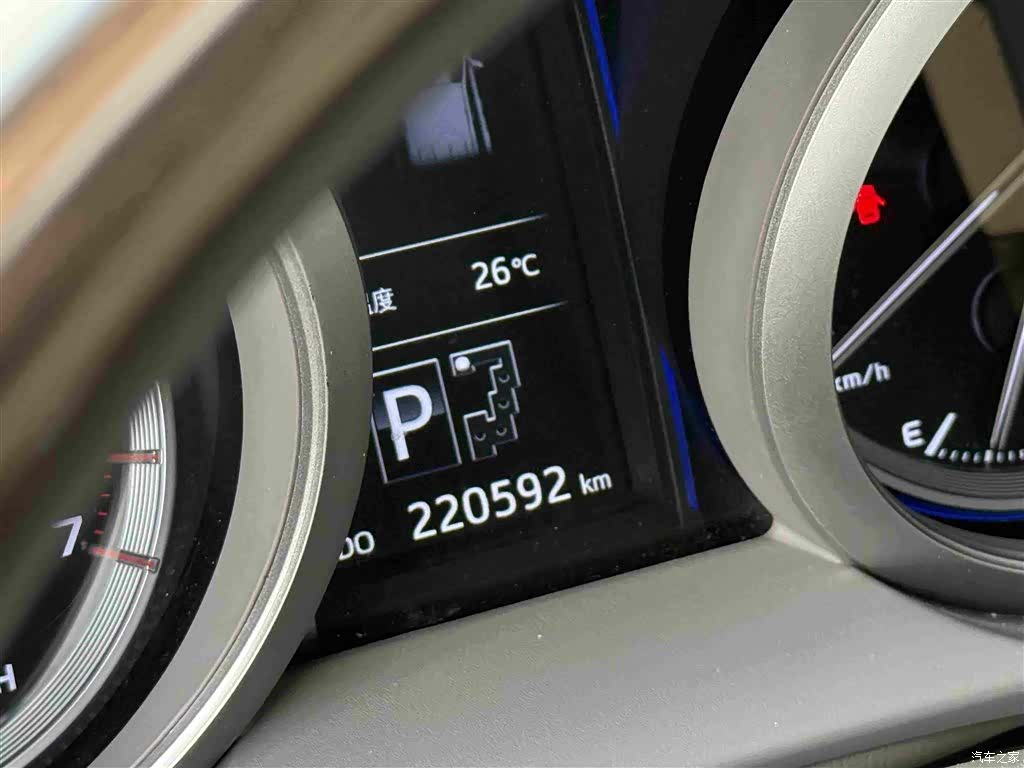 Toyota Prado, 2014 9