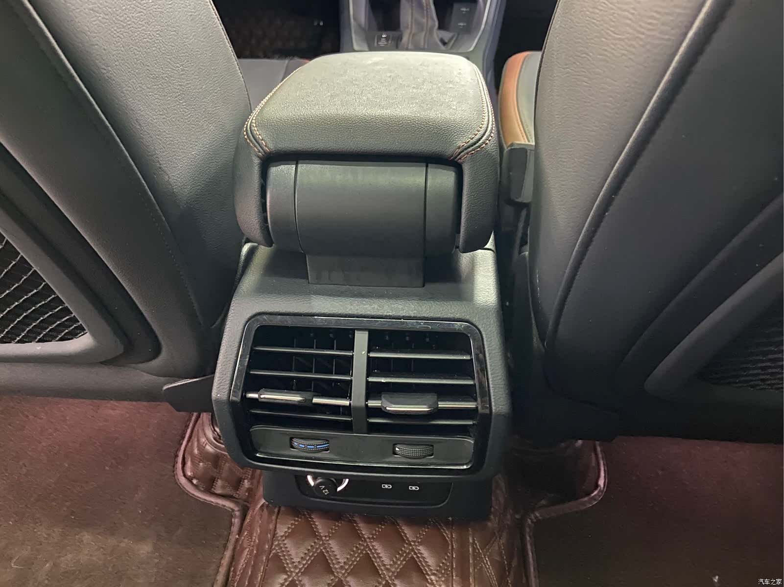 Audi Q3, 2023 28
