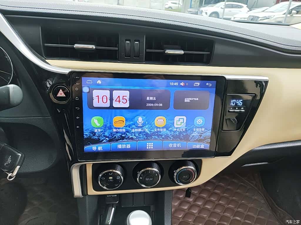 Toyota Corolla, 2017 все фото