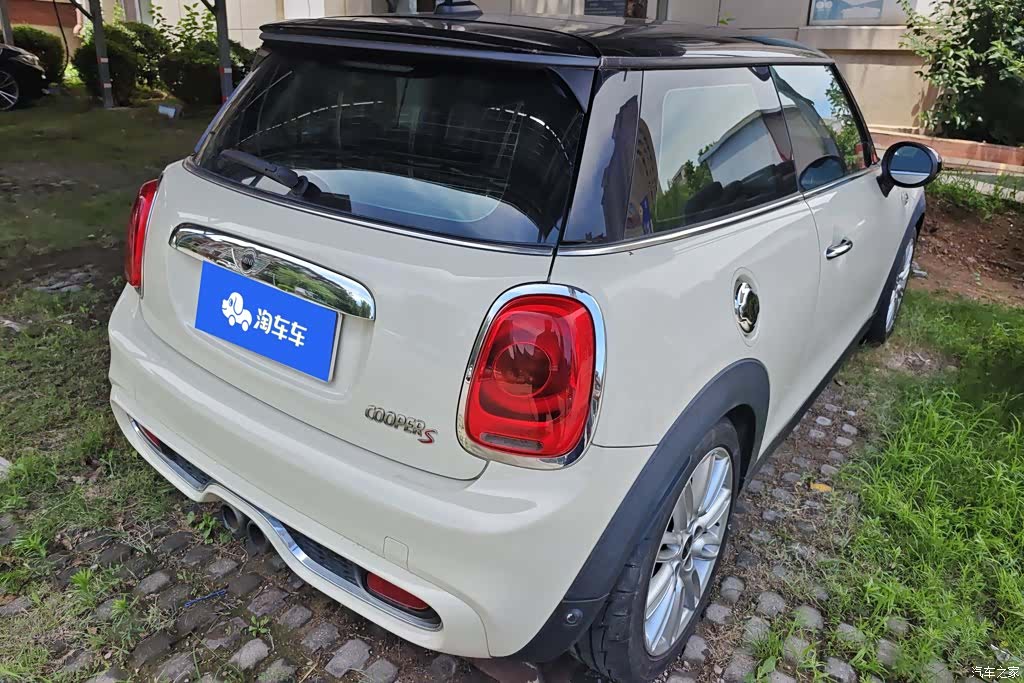 Mini Cooper, 2014 3