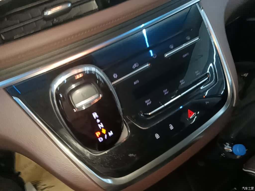 Buick GL8, 2022 14