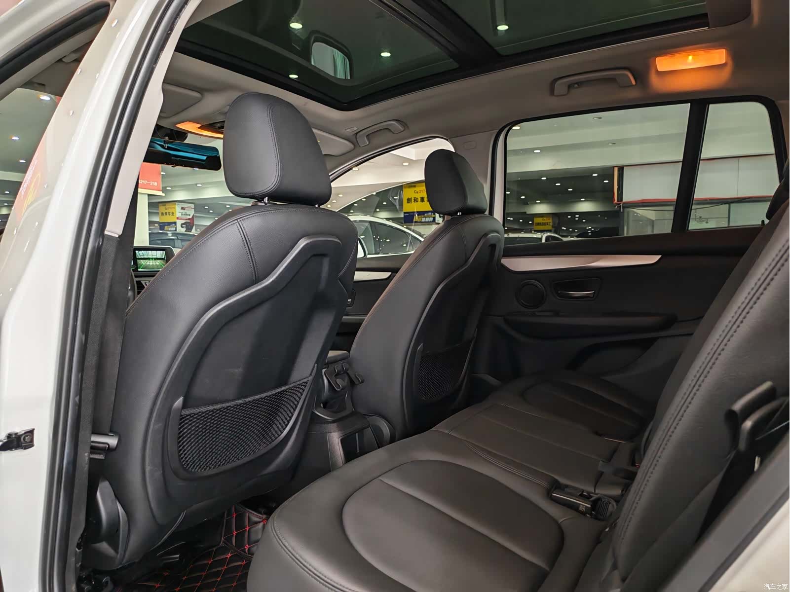 BMW 2 Series, 2019 все фото