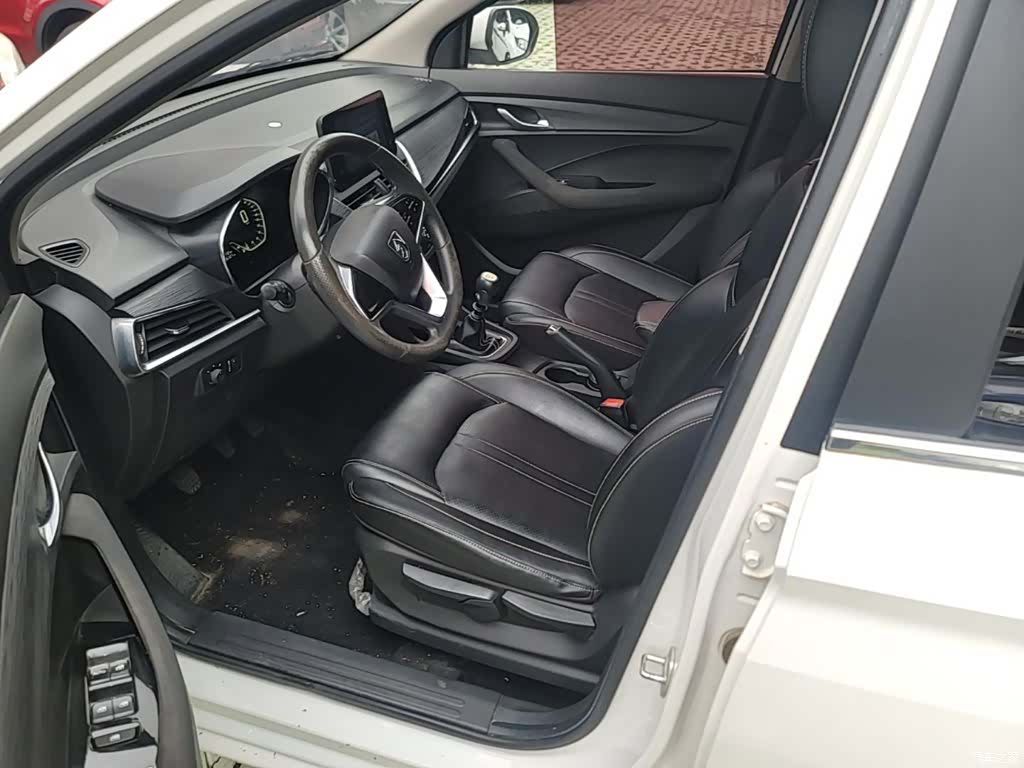 Wuling 360, 2019 15