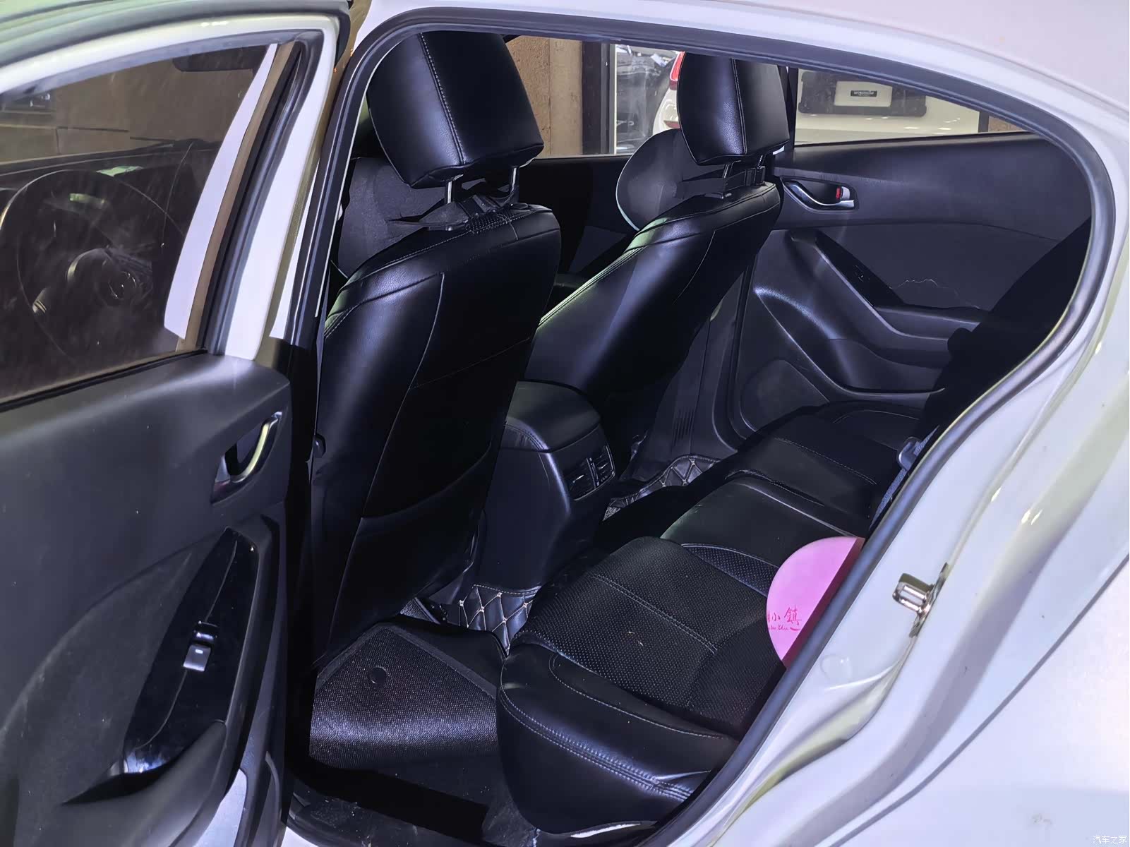 Mazda Mazda3, 2018 все фото