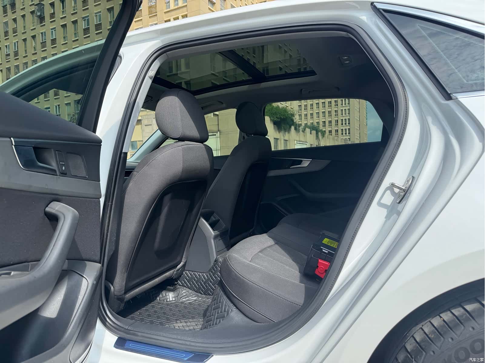 Audi A4L, 2020 6