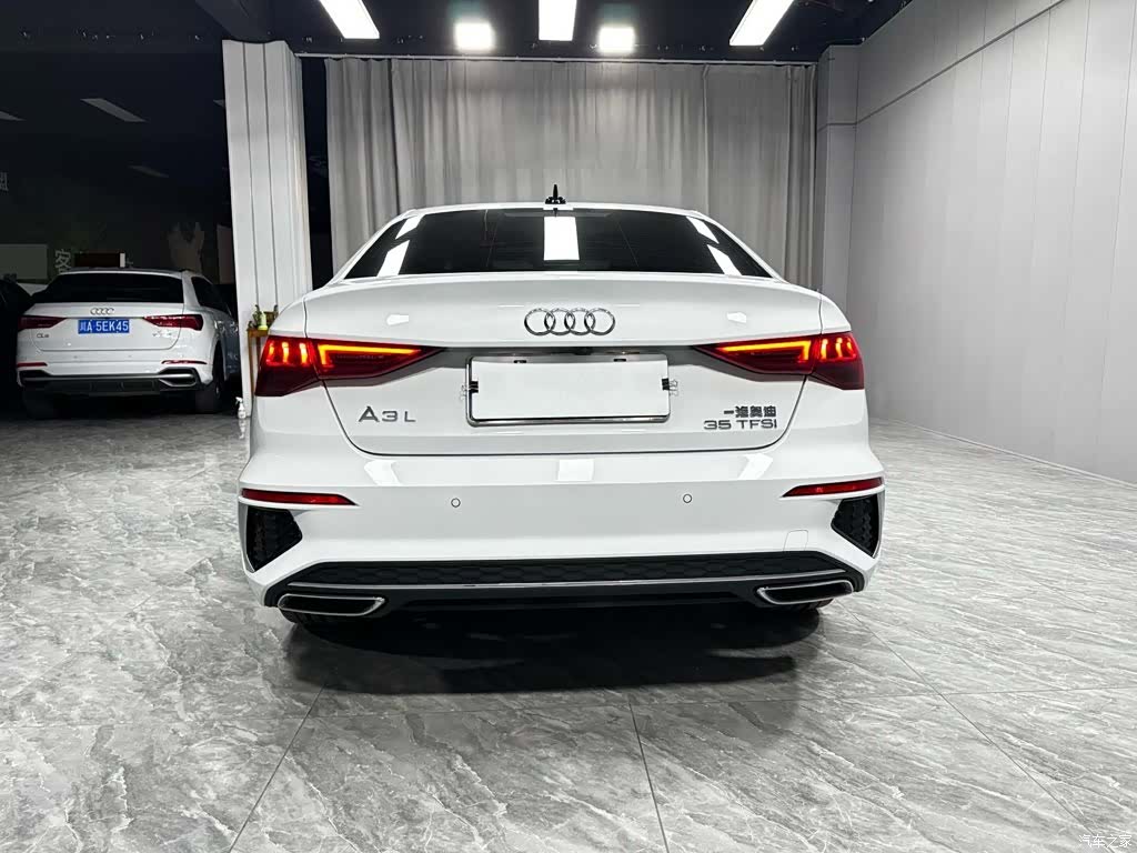 Audi A3, 2023 все фото
