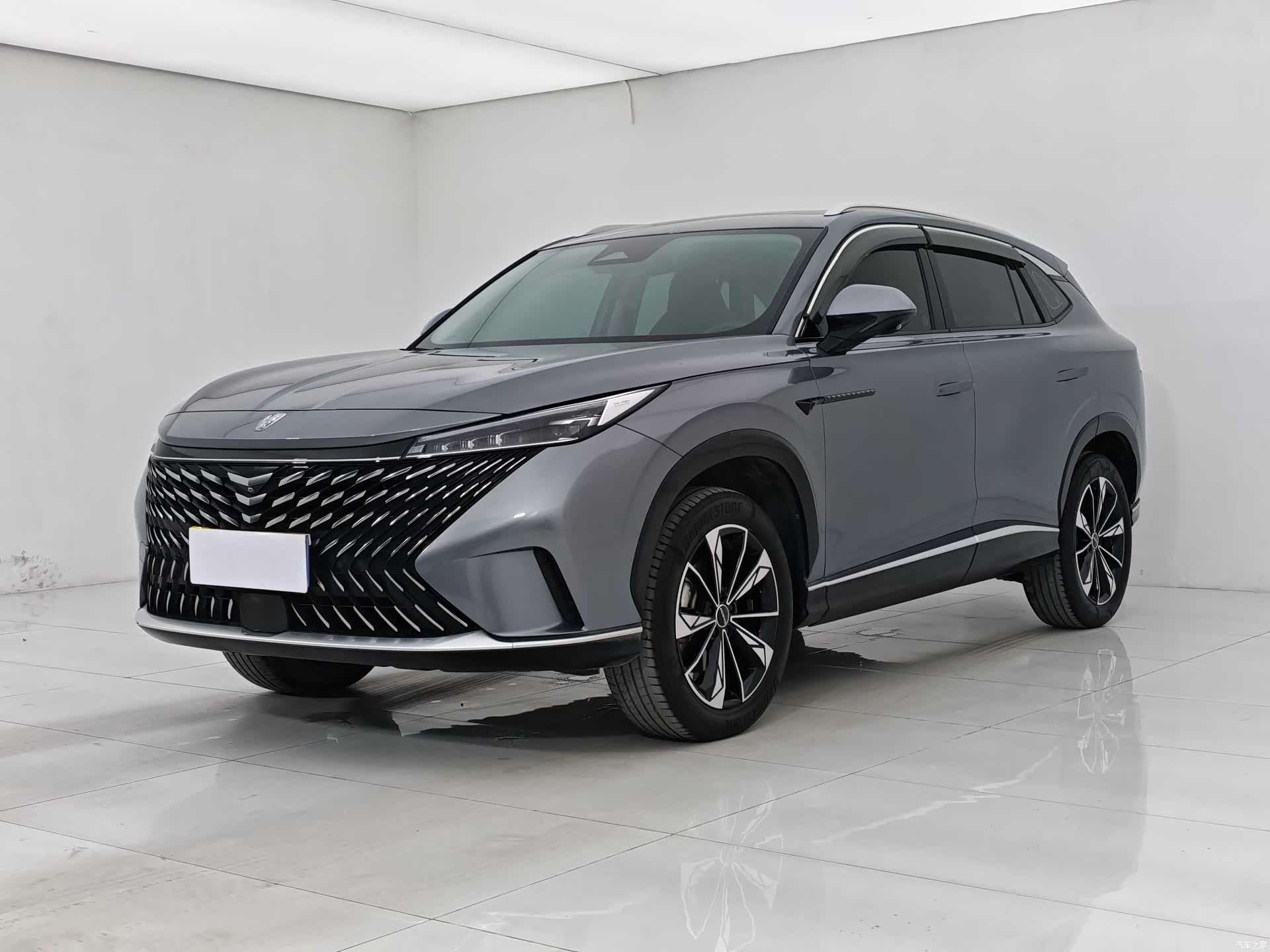Roewe RX5, 2023 1