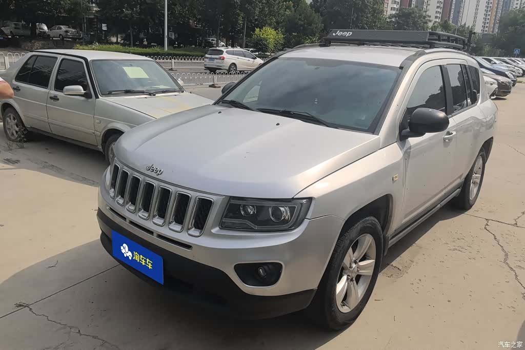 Jeep Compass, 2012 1