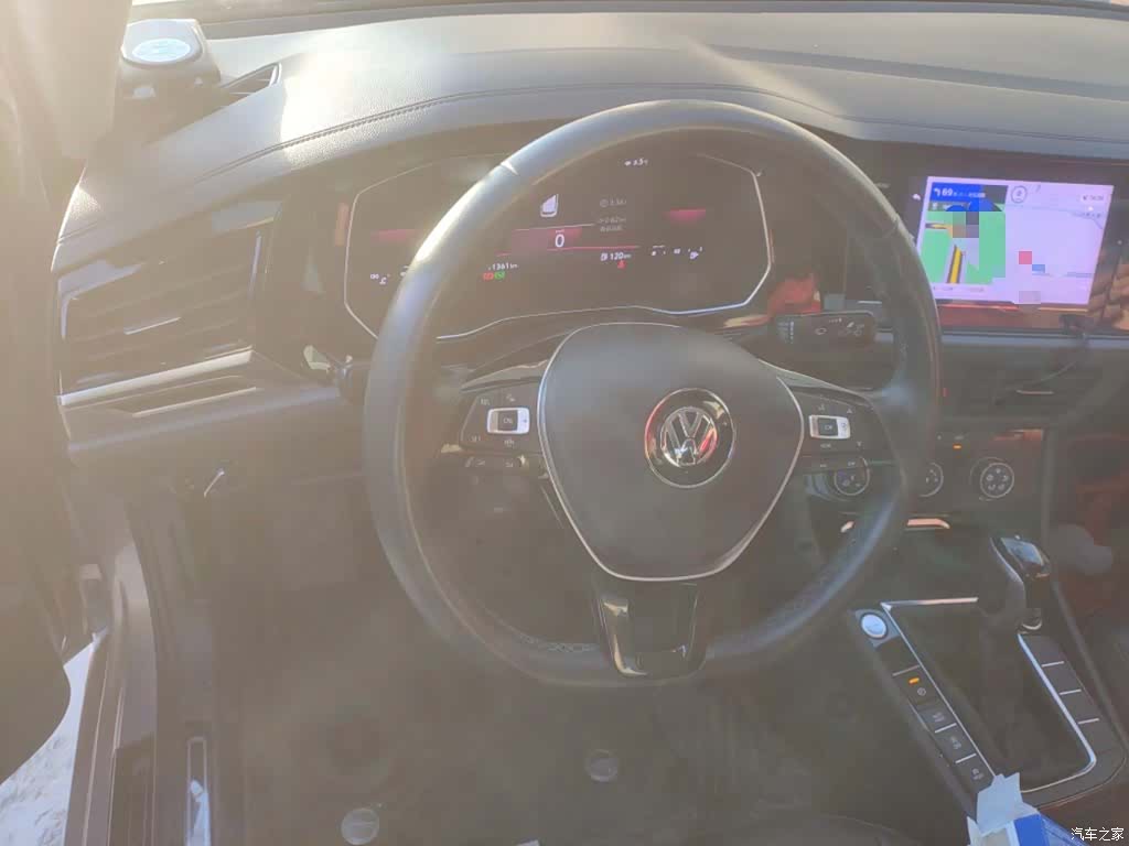Volkswagen Sagitar, 2022 3