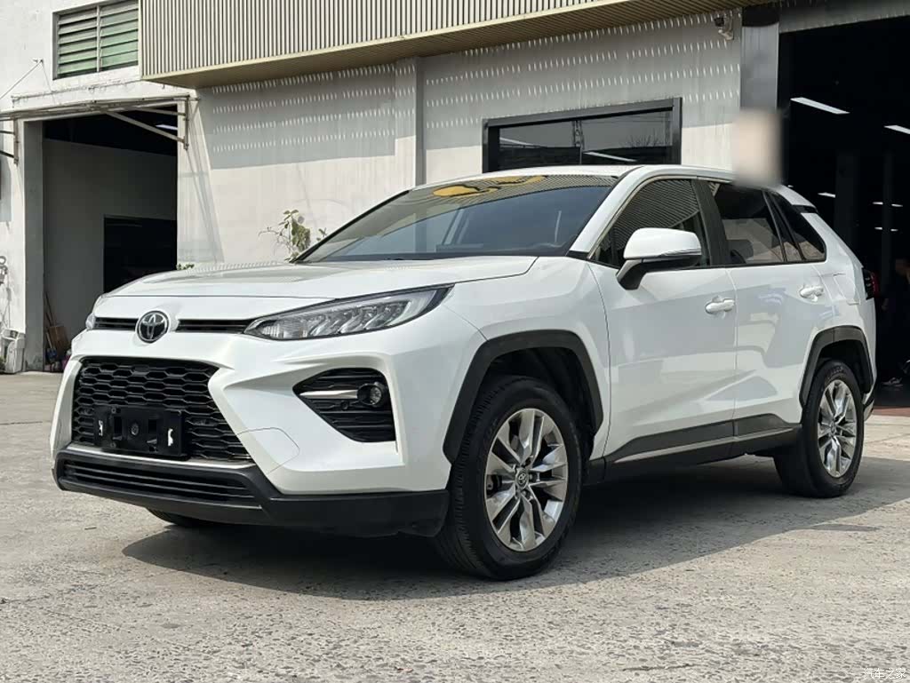 Toyota Wildlander, 2022 1