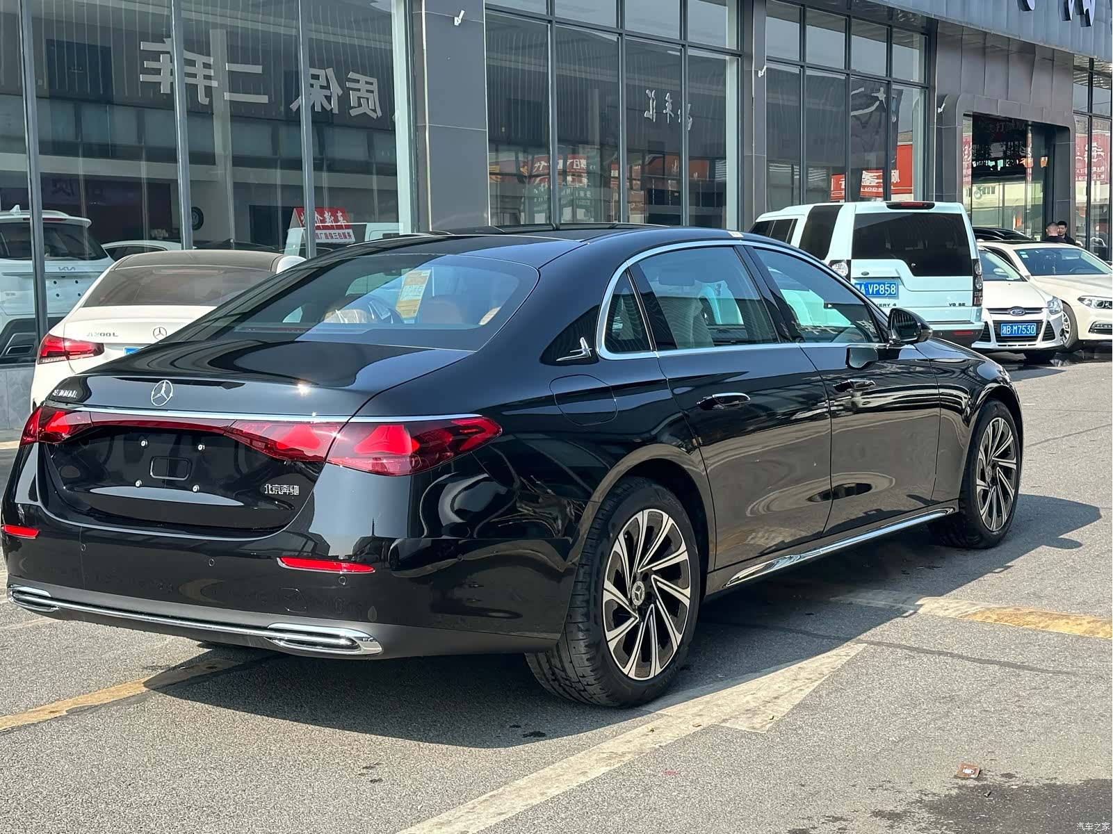 Mercedes-Benz E-Class, 2026 все фото