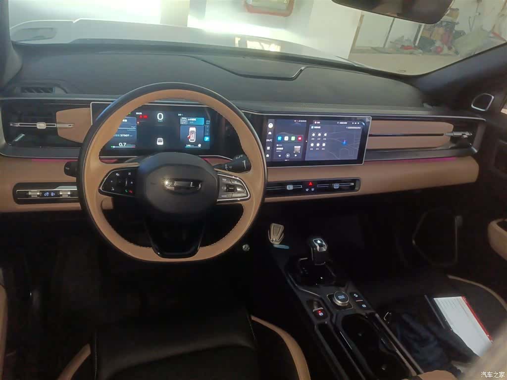 Geely Icon, 2023 10