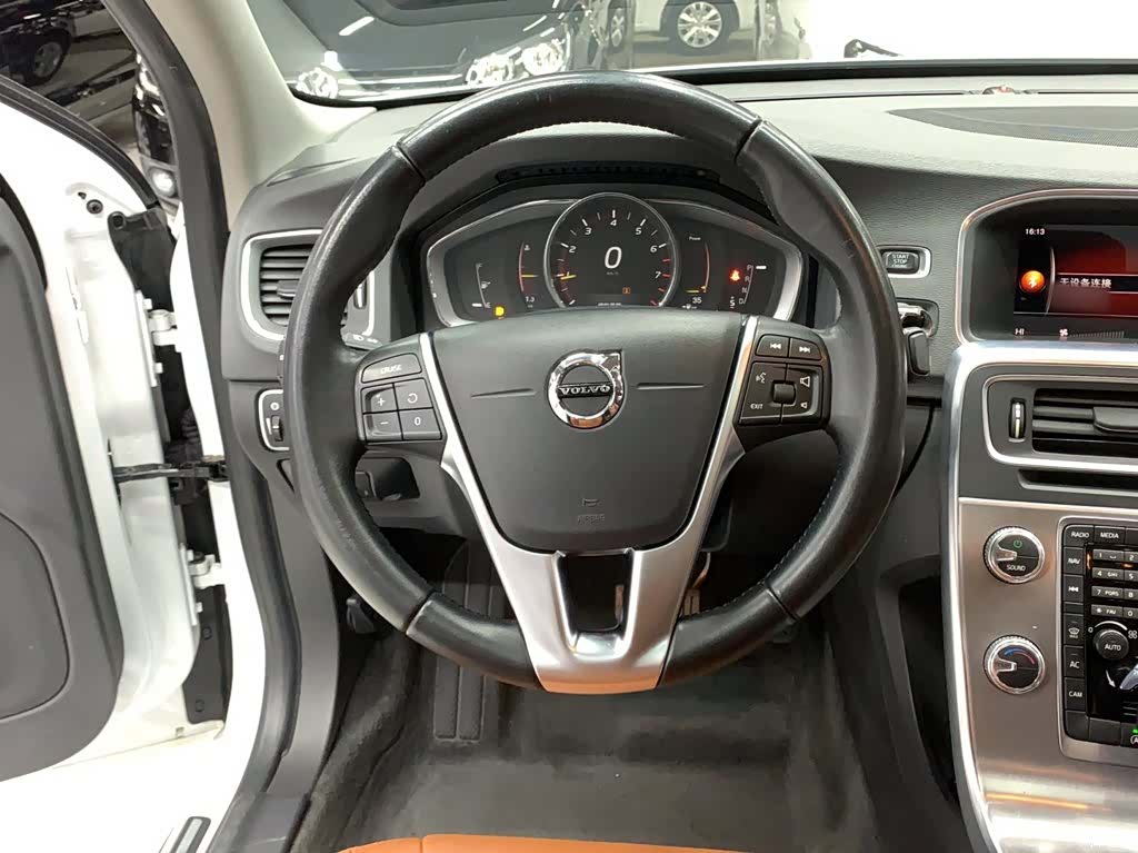 Volvo S60, 2018 9