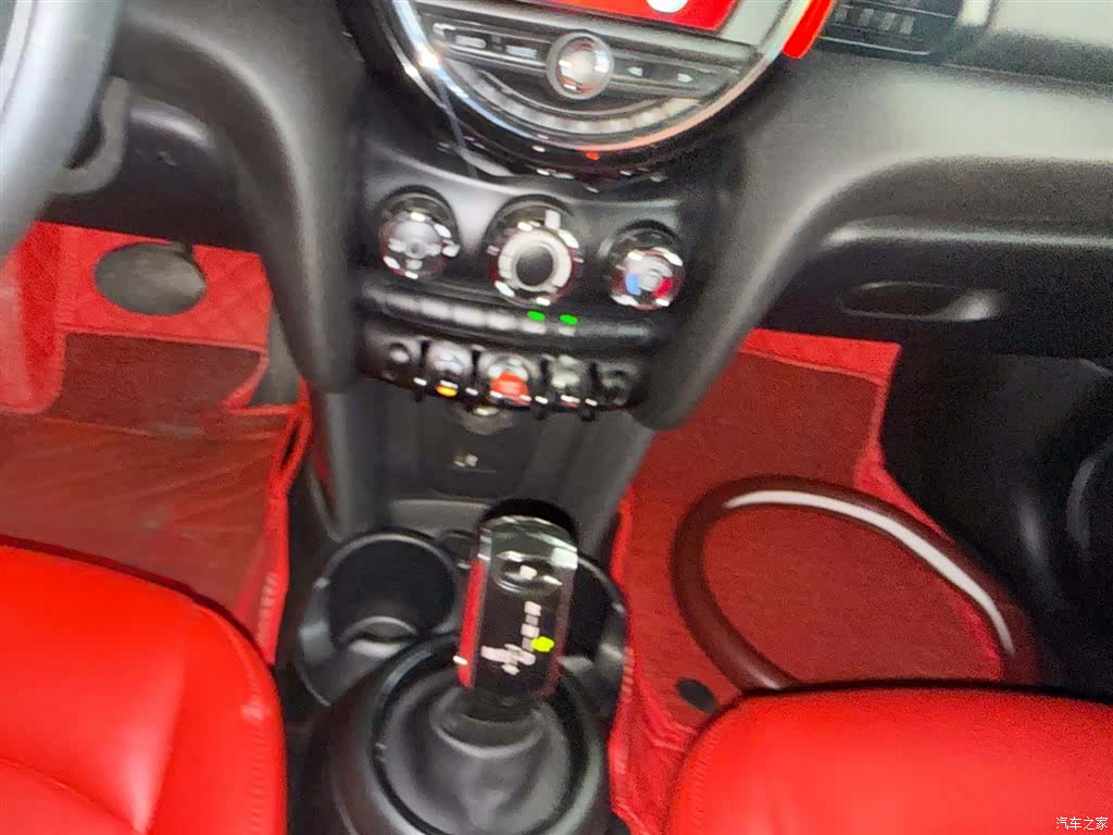 Mini ONE, 2021 28