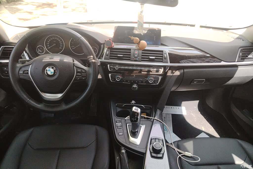 BMW 3 Series, 2017 12