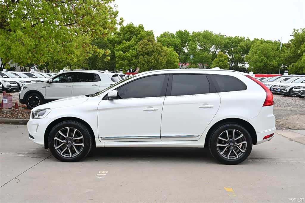 Volvo XC60, 2017 3