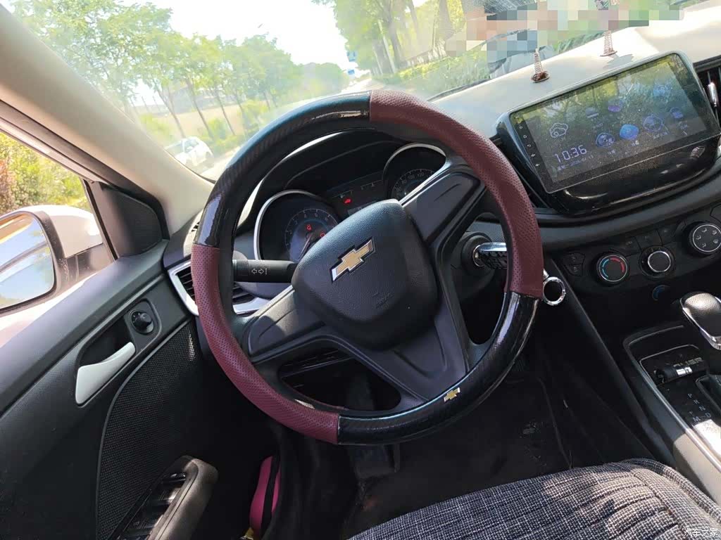 Chevrolet 320, 2018 3