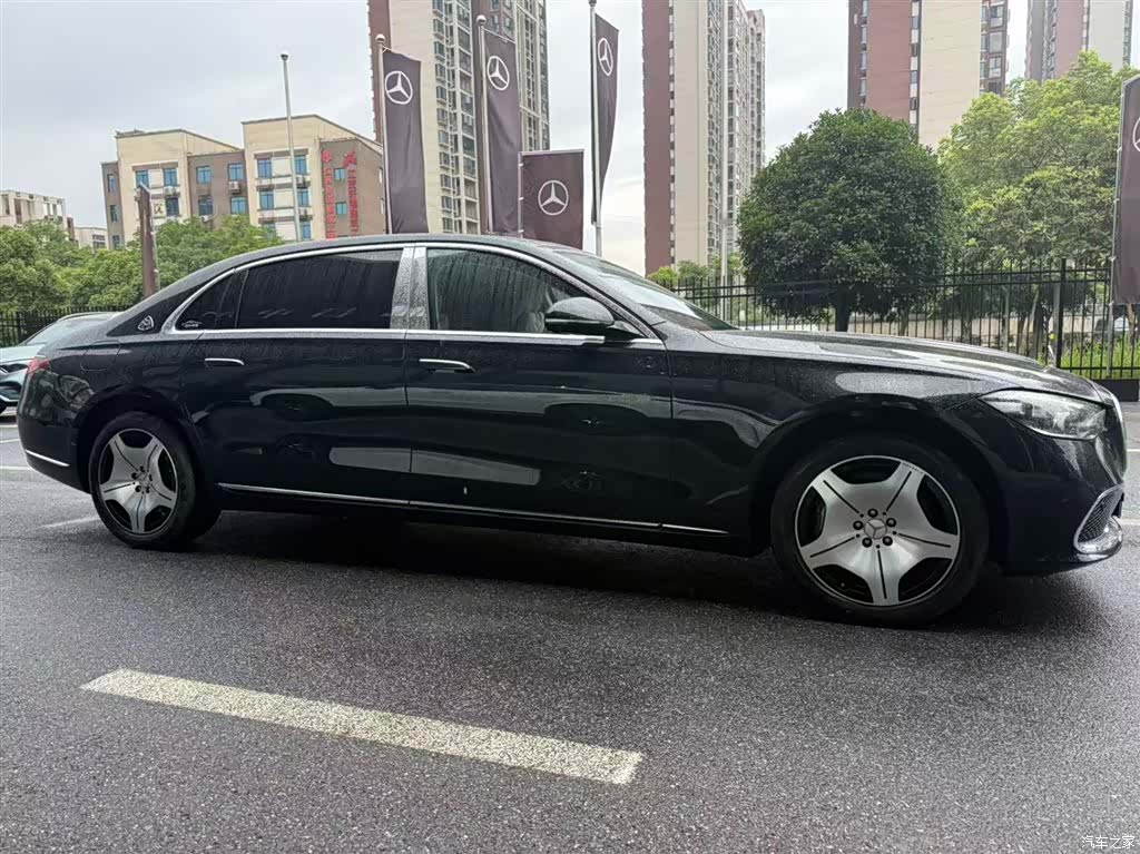Maybach S-Class, 2024 12