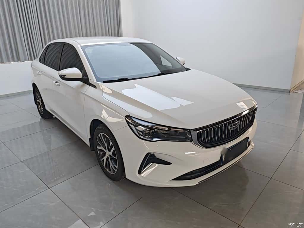 Geely Emgrand, 2024 4