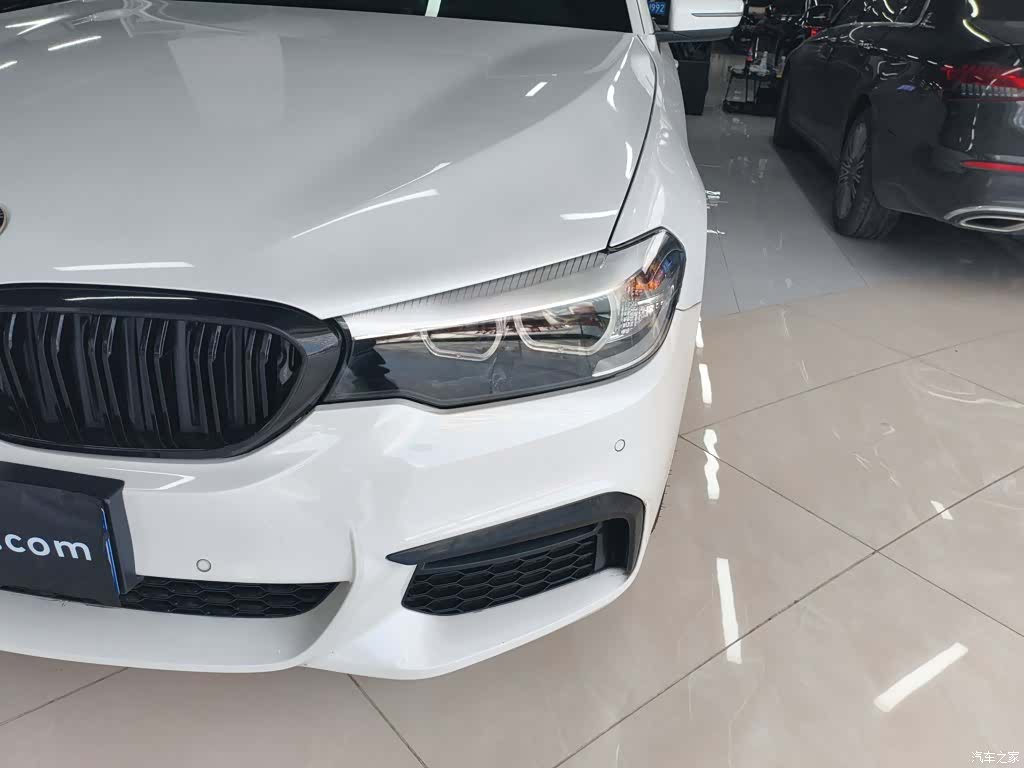 BMW 5 Series, 2018 3