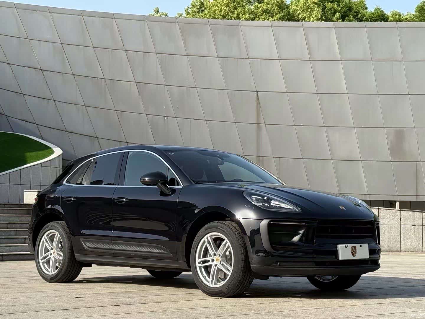 Porsche Macan, 2025 3