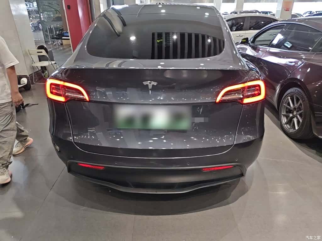 Tesla Model Y, 2022 6