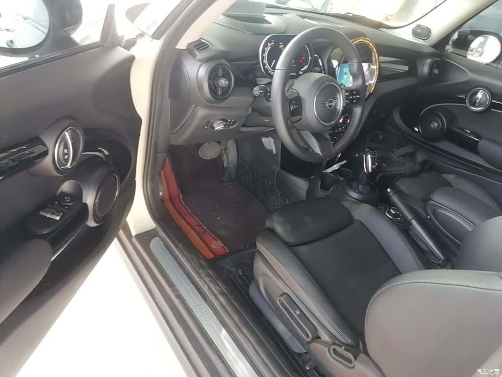 Mini Cooper, 2023 16